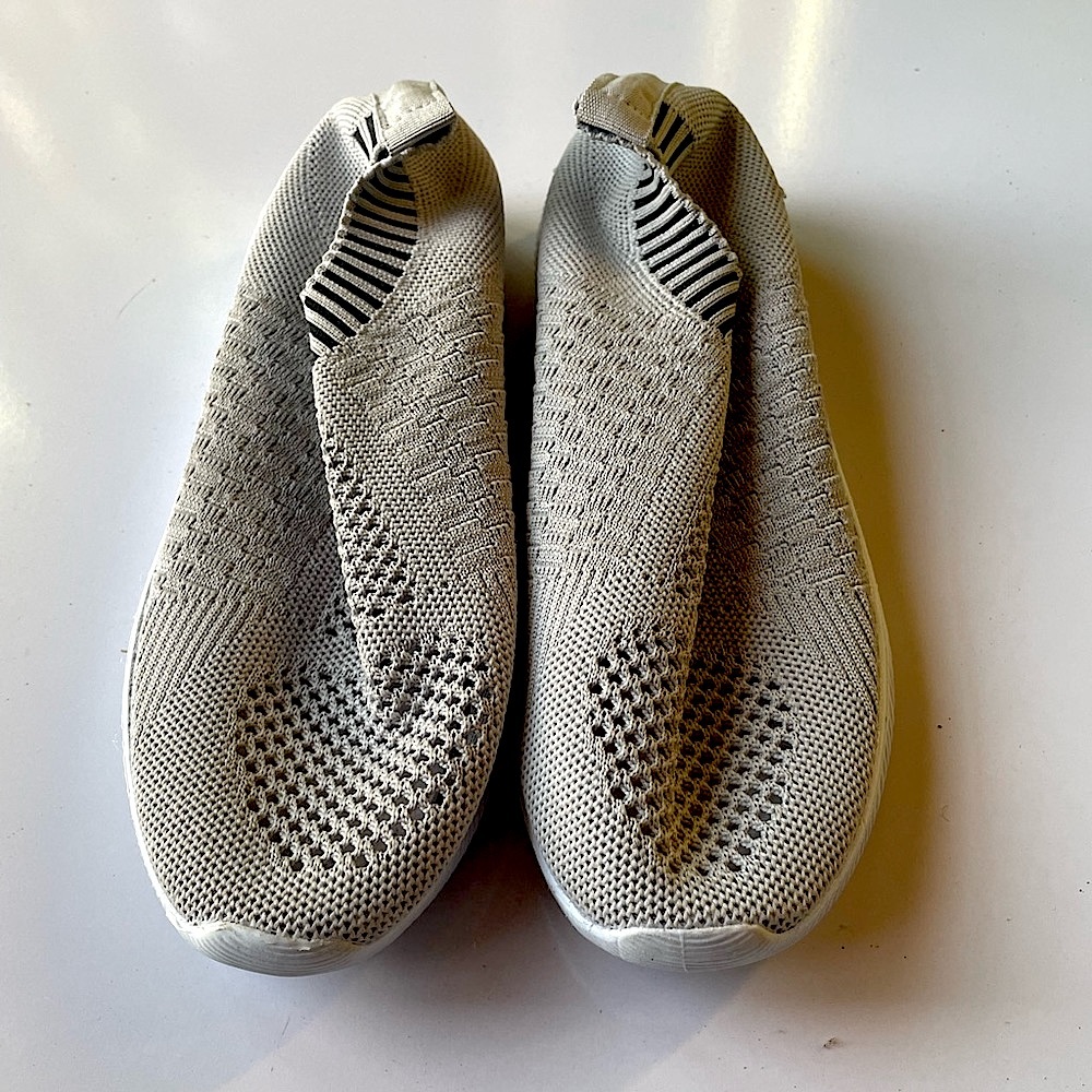 Women Casual Shoes Breathable Mesh Slip-on gray size 38